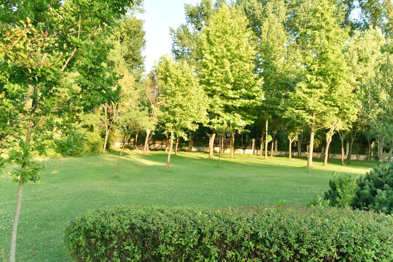 Les Magnolias Hotel Primorsko Ngoại thất bức ảnh