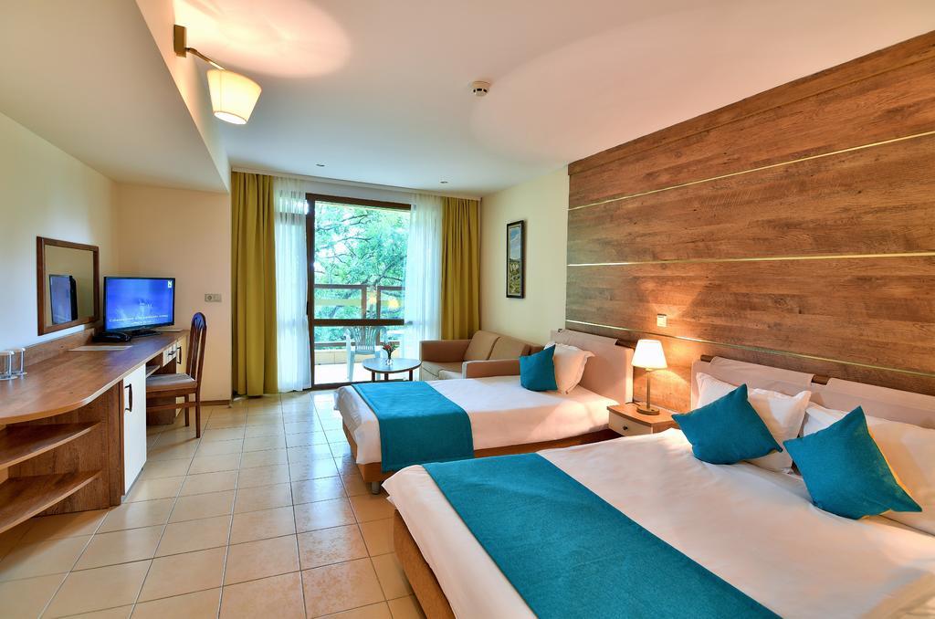 Les Magnolias Hotel Primorsko Ngoại thất bức ảnh